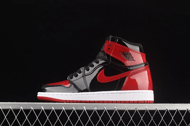 All categories Air Jordan Jordan series basketball shoes Air Jordan 1 High Pure original version Air Jordan 1 High OG "Bred Patent" AJ1 Joe 1 patent leather black and red high-top basketball shoes 575441-063